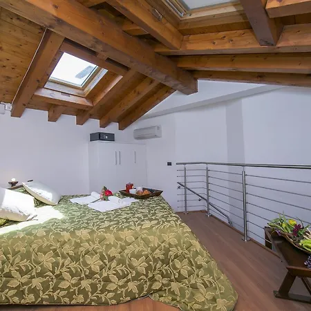 Apartament Solatia *